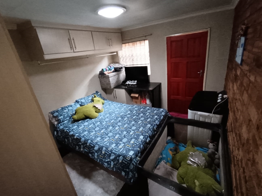 2 Bedroom Property for Sale in Safari Gardens North West